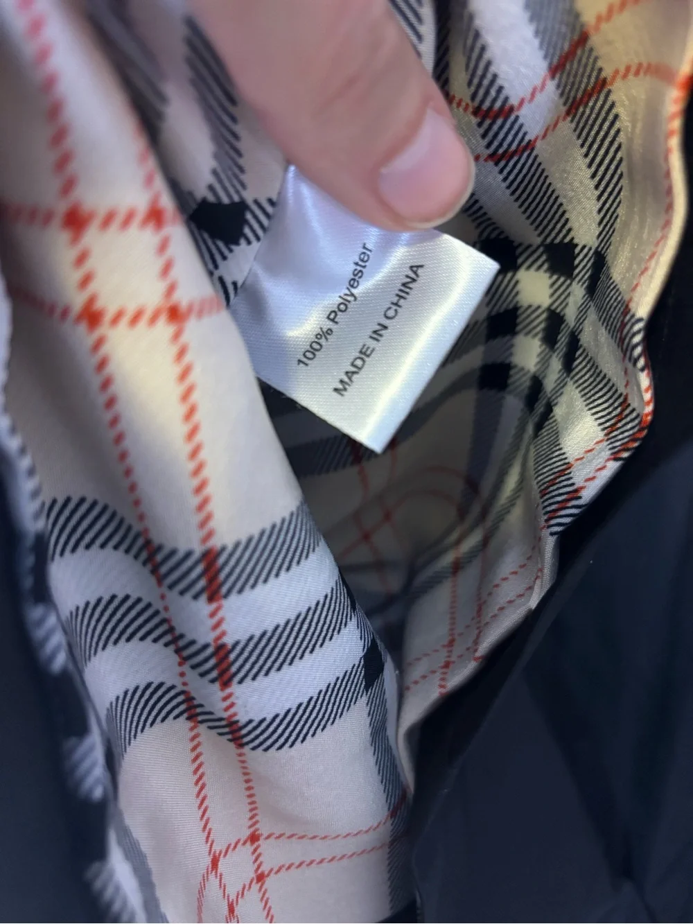 Black Hooded Cinch Waist Trench Rain Coat with Tan Plaid Lining Women’s Small